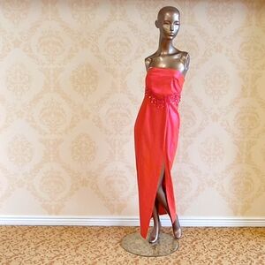 L.A. Glo size 3-4 prom dress